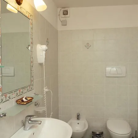 'tommaso' Mit Schwimmbad By Interhome アパート *